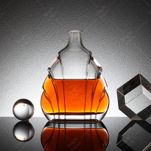 IMG_3068 Glass Bottles Manufacturing Decanter For Whiskey Brandy Xo With Crystal Cork